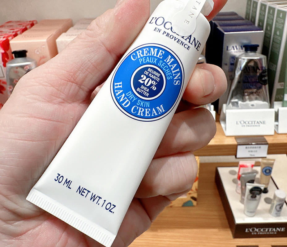 Crema de Manos L'Occitane con  - Luxury Skincare Brands reseña y precio